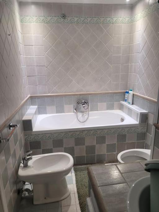 Appartamento Casa La Chicca Napoli Esterno foto